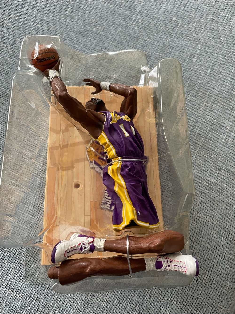 McFarlane NBA Series 6 Karl Malone LA Lakers Figure #11 - Purple Jersey
